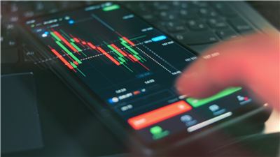 The Benefits of Trading on Live MT5 Accounts with Sponsor Trading